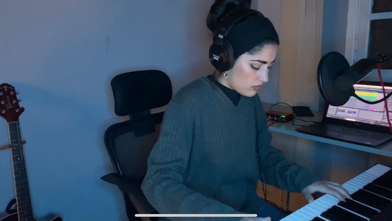 Giudizi universali - cover Clarissa