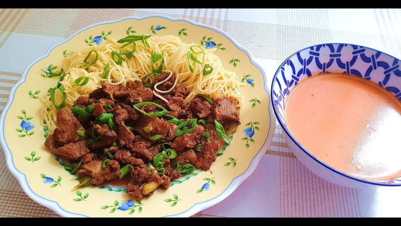На обед мясо Гирос и Суп томатный