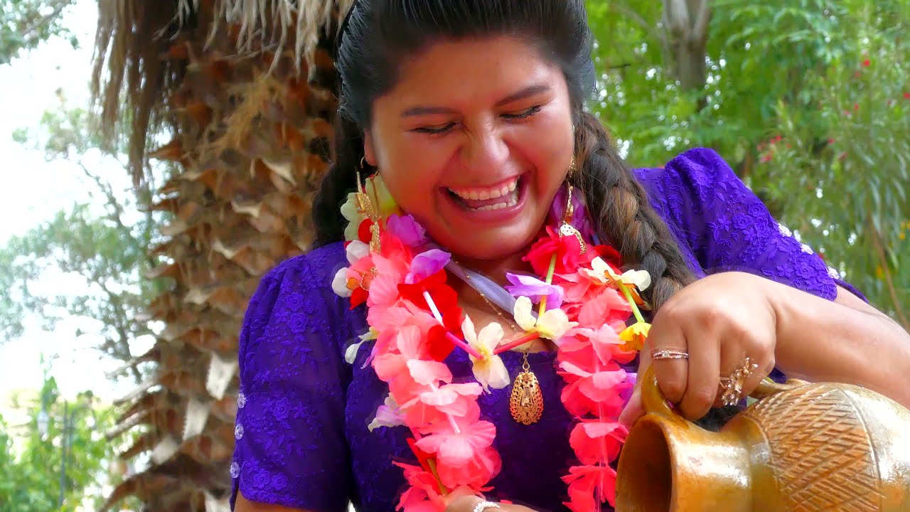 ROLANDO QUINTEROS - Cholita Tintineña  (Huayño)