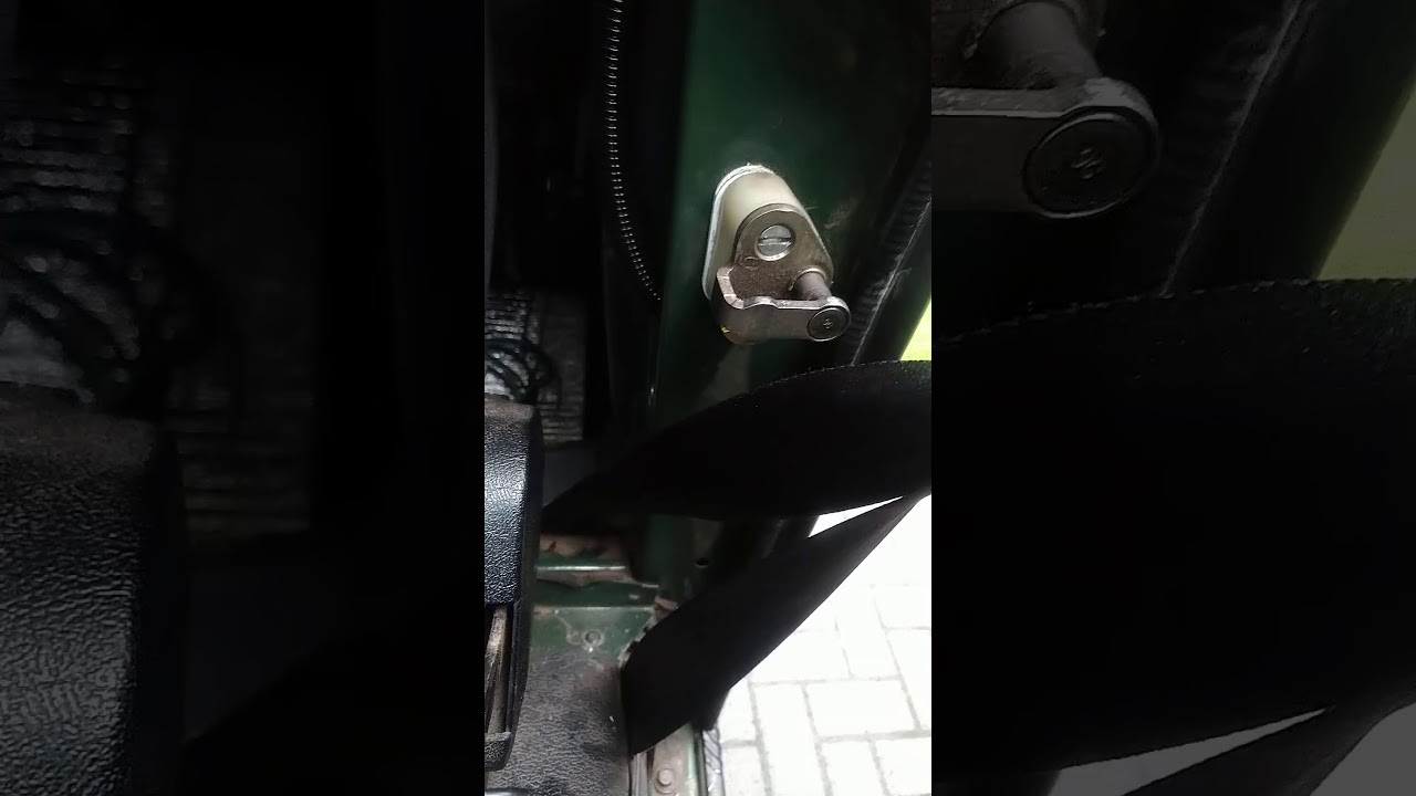 Defender, Solar Panel, T-Max split charge