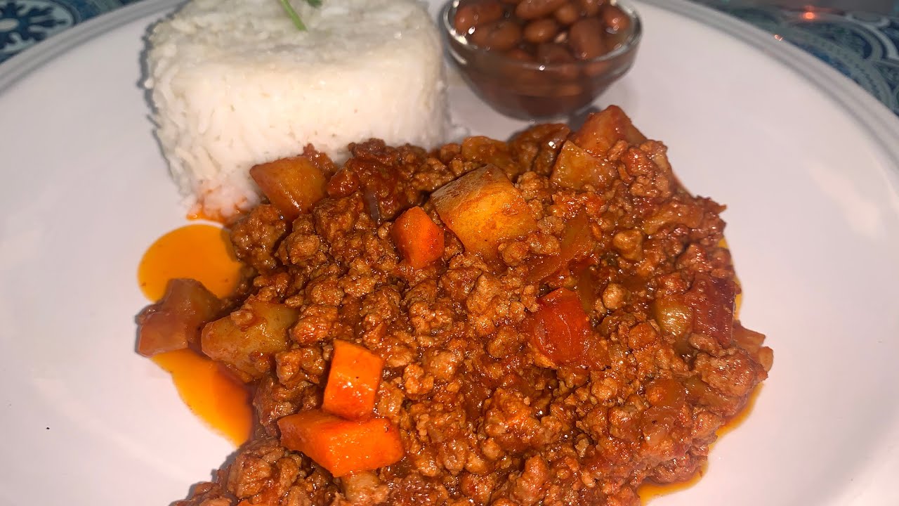PICADILLO en chile guajillo delicioso
