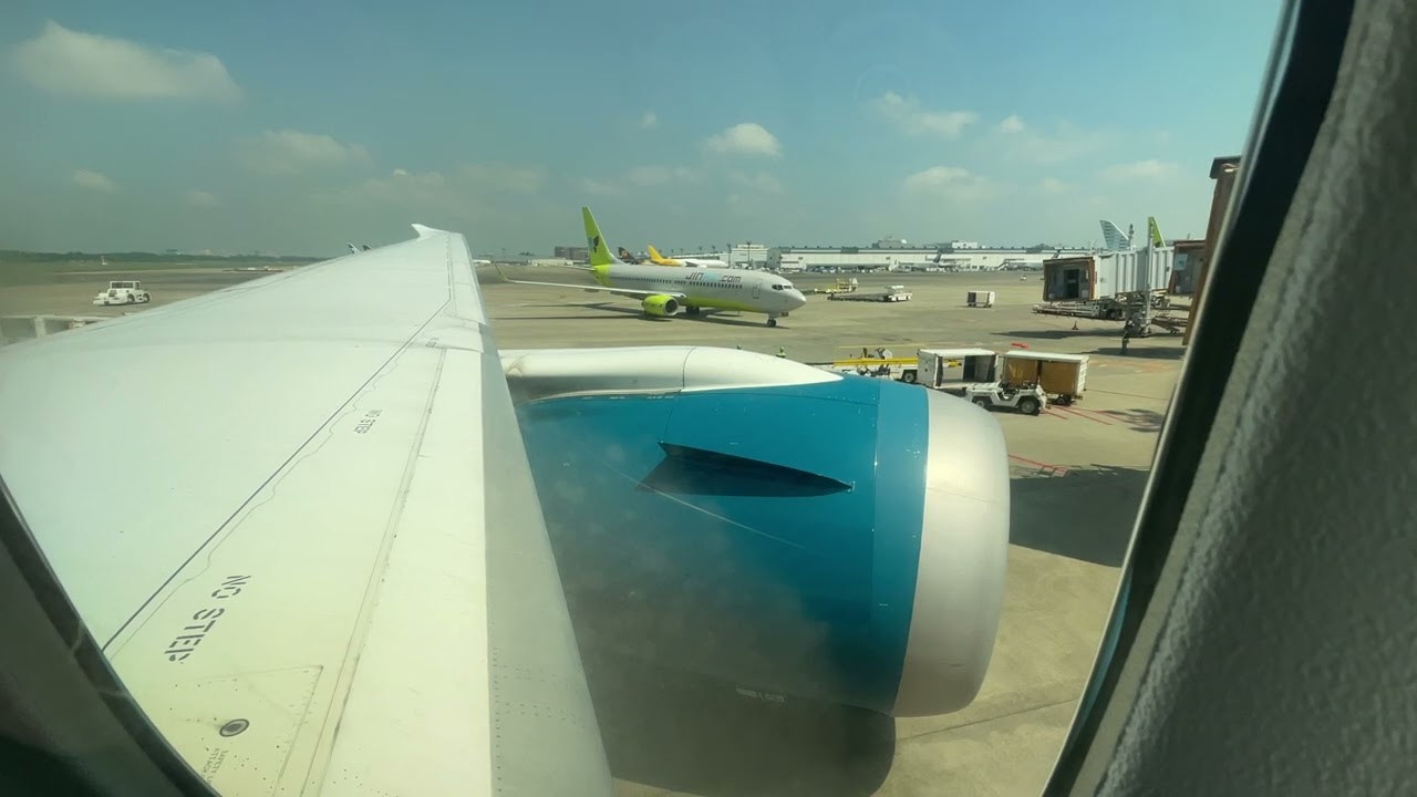 Vietnam Airlines | B787-10 Dreamliner | Tokyo/Narita-Ho Chi Minh (NRT-SGN) | Takeoff at NRT