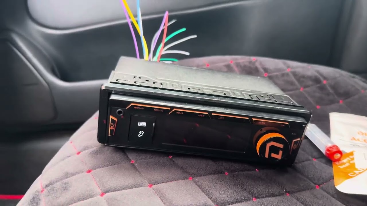 DL Audio Barracuda HALF-DSP Head Unit Распаковка, внешний обзор, и установка  на SKODA OCTAVIA TOUR 