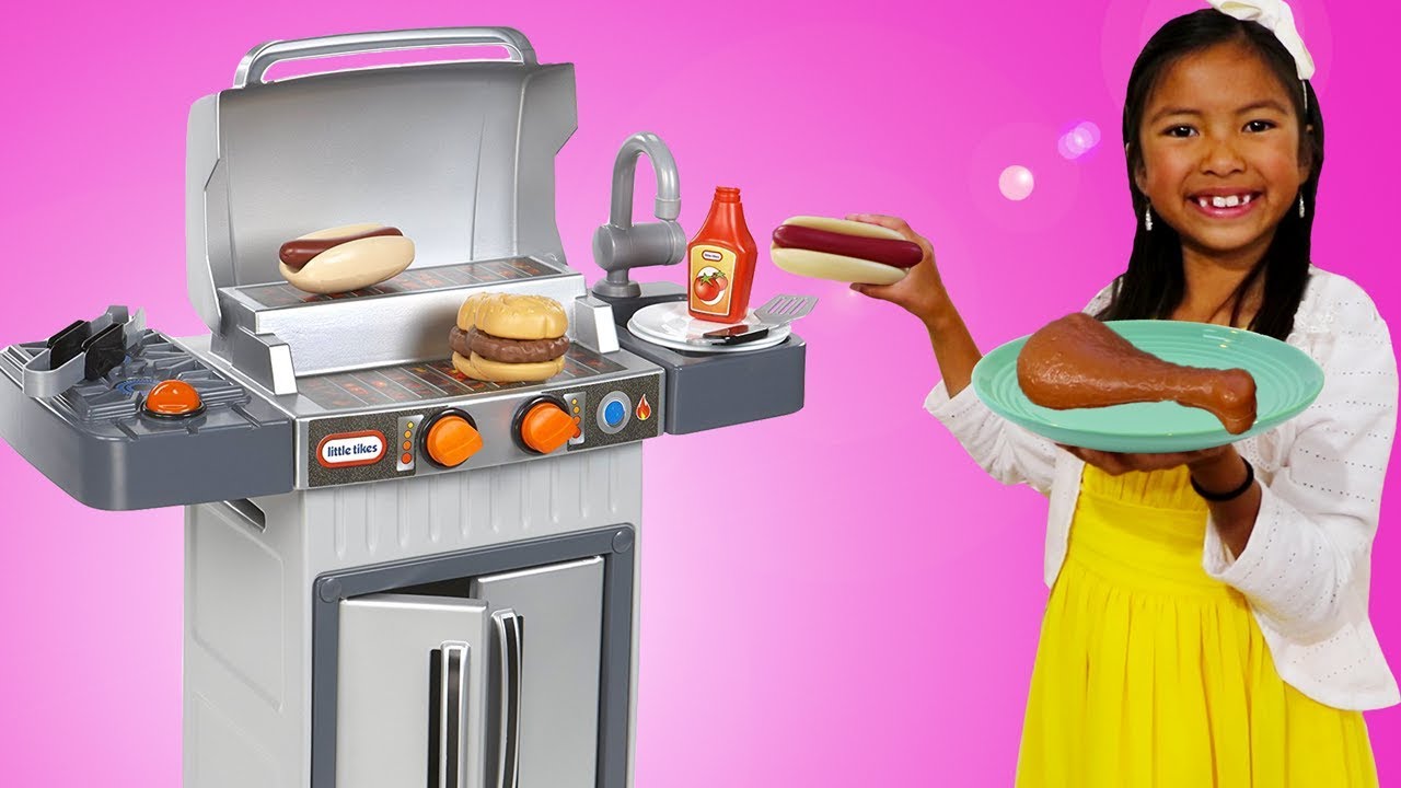 Wendy Juega con Parrilla de Barbacoa para Niños | BBQ Grill Toy