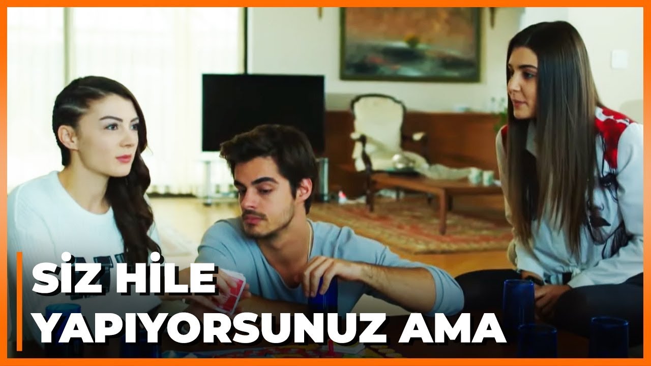 Gençler Toplanıp Tabu Oynuyorlar - Güneşin Kızları 26. Bölüm