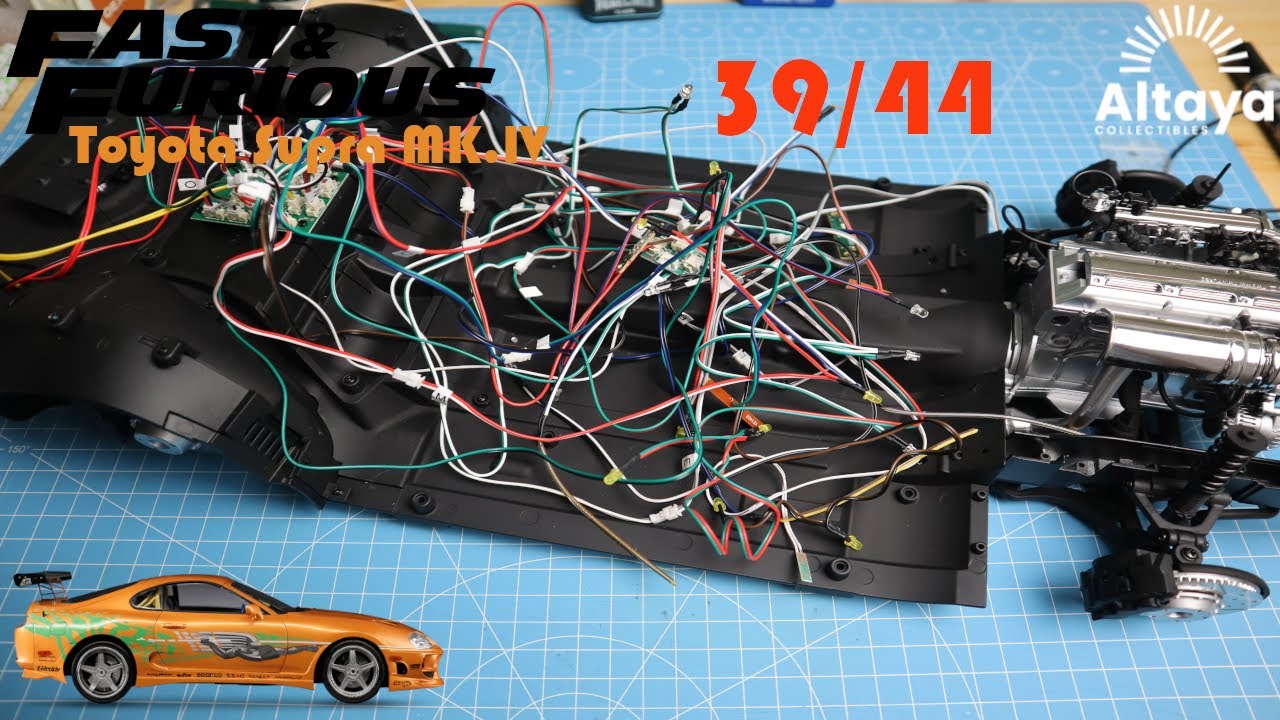 Montez la Toyota Supra de Fast & Furious 1/8 
