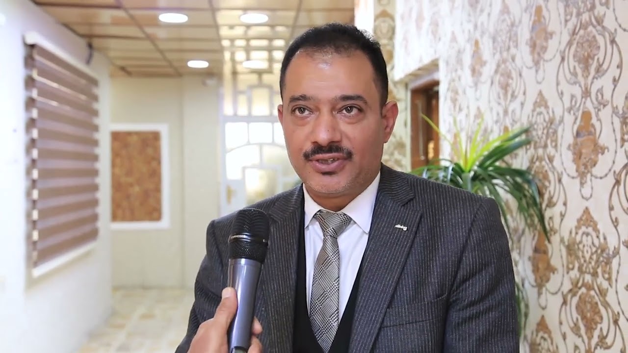 خلال ترؤسه لجنة اختيار مديري المدارس وتثبيتهم المدير العام : مدير المدرسة يجب ان يكون قائدا وإداريا