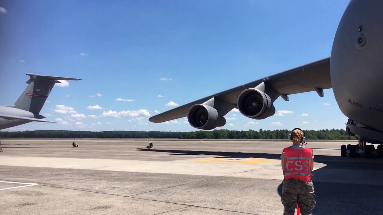 C-5 Galaxy engine start