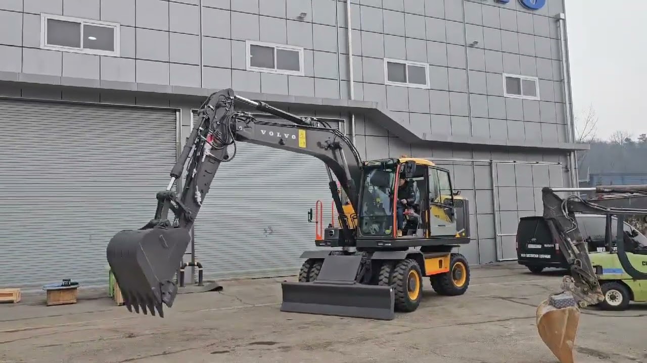 볼보신형 EW150