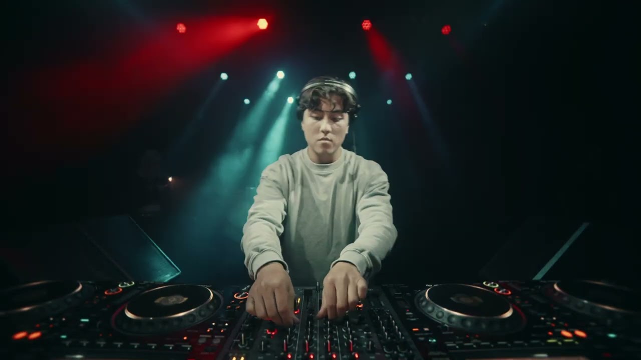 Alec Dienaar @ De Roulatie Willemeen (Techno)