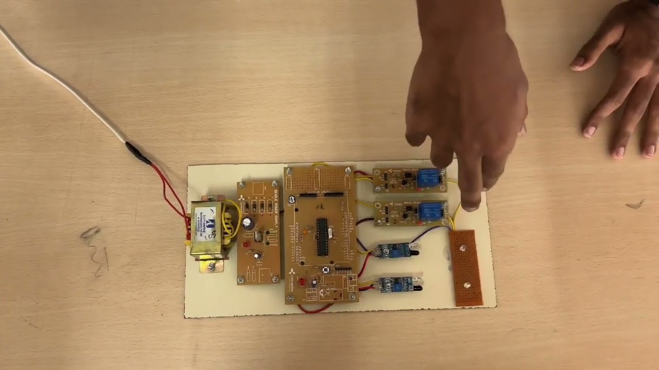 Automatic Street Light Intensity Controller