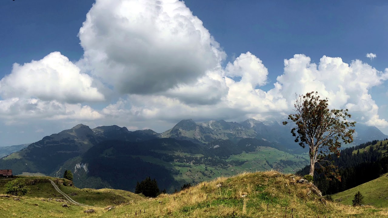 Alp Selun bis Alp Sellamatt… im Toggenburg. Begleitet vom Jodlerklub Wattwil mit: de 80er Naturjodel