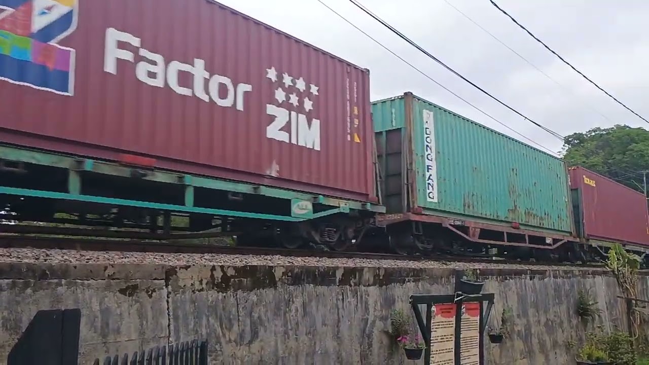 Trem de carga .
