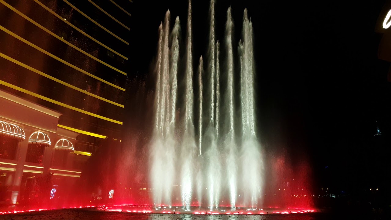 Performance Lake at Wynn Palace [4K/60fps]