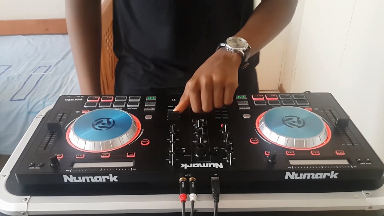Future Bounce Mix (Numark Mixtrack Pro 3) - Live Mix