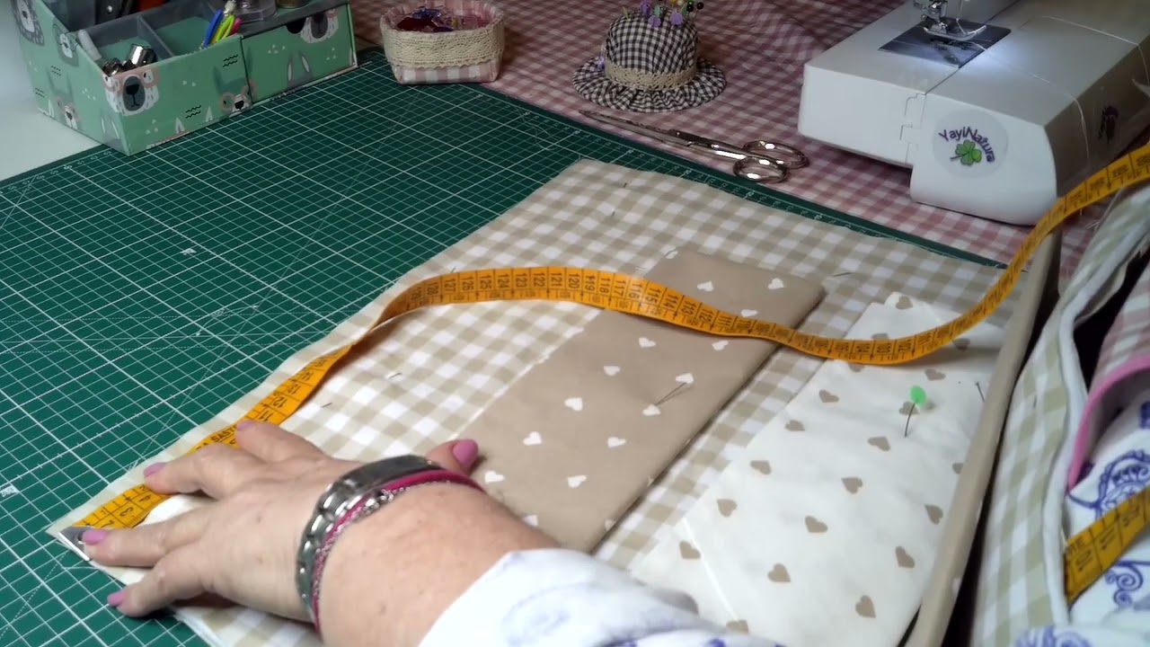Decorando la cocina- Organizador para papel aluminio, etc.