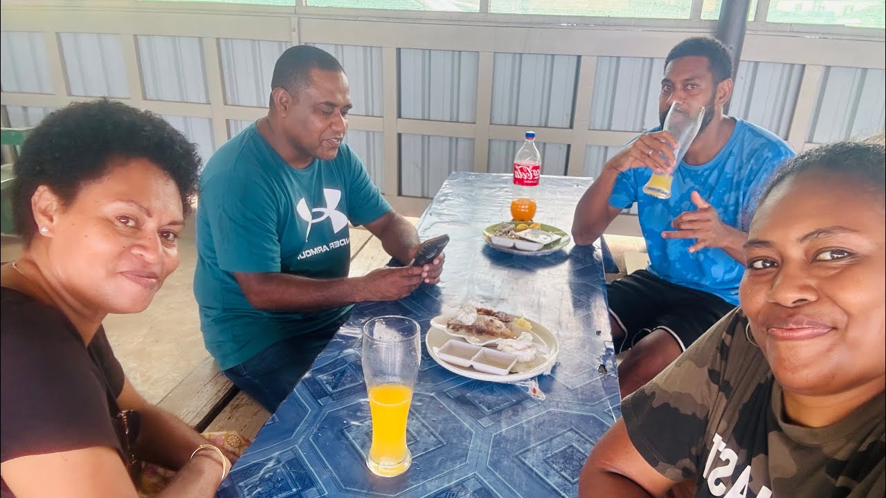 Unplanned Lunch at the Lautoka Wharf!! Mouth watering Seafood platters. Too good