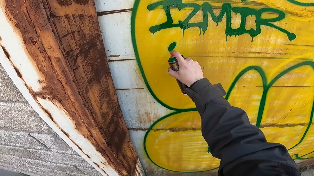 Graffiti patrol pART60. Throws and stickers in Izmir city