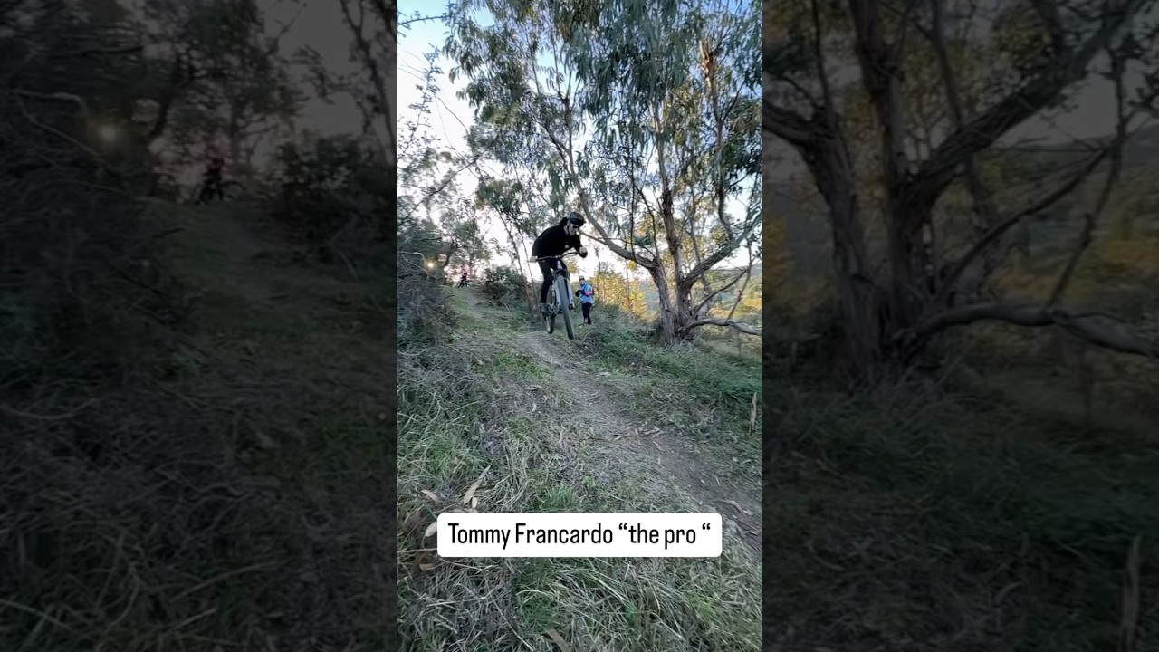 Training with the pro @tommaso francardo 😏 #mtb #mtbtraining #endurotraining #downhill