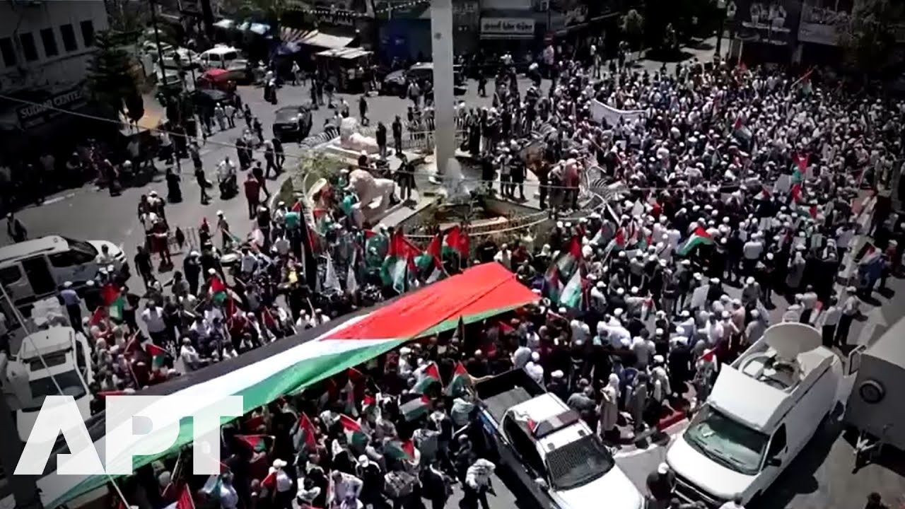 West Bank Palestinians Protest in Support of Gaza | APT
