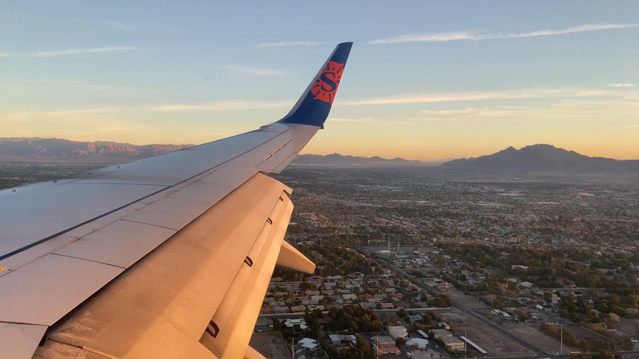 Sunrise Las Vegas Arrival - Sun Country Airlines Boeing 737-800