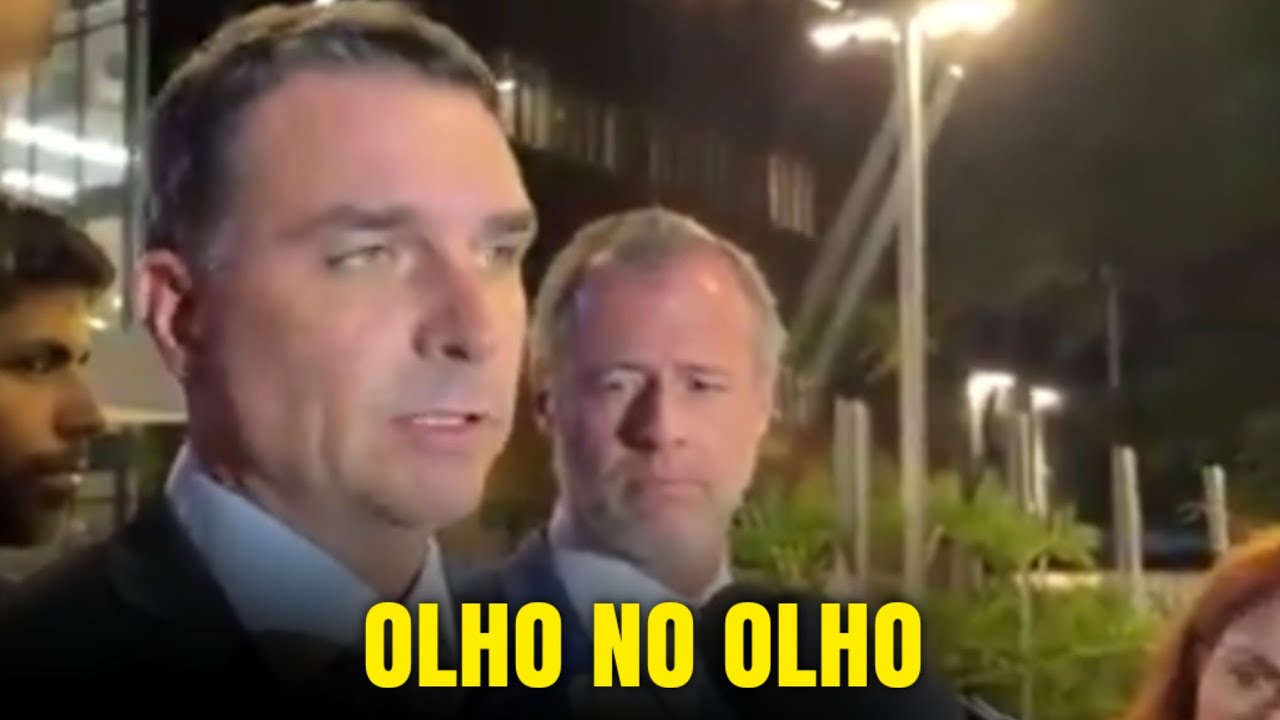 AGORA: FLAVIO BOLSONARO SE REUNE COM ALEXANDRE DE MORAES 