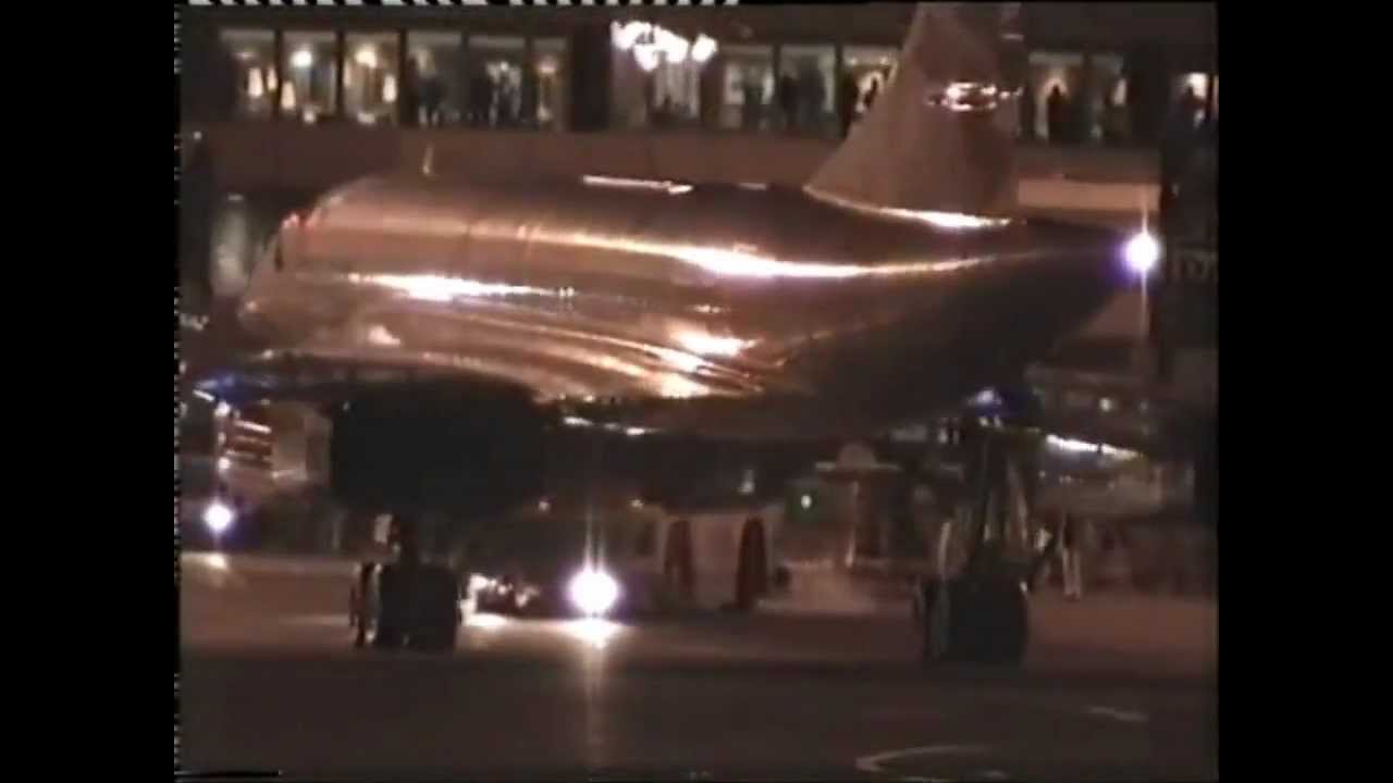 Last BA001 Concorde to New York - 23 Oct 2003