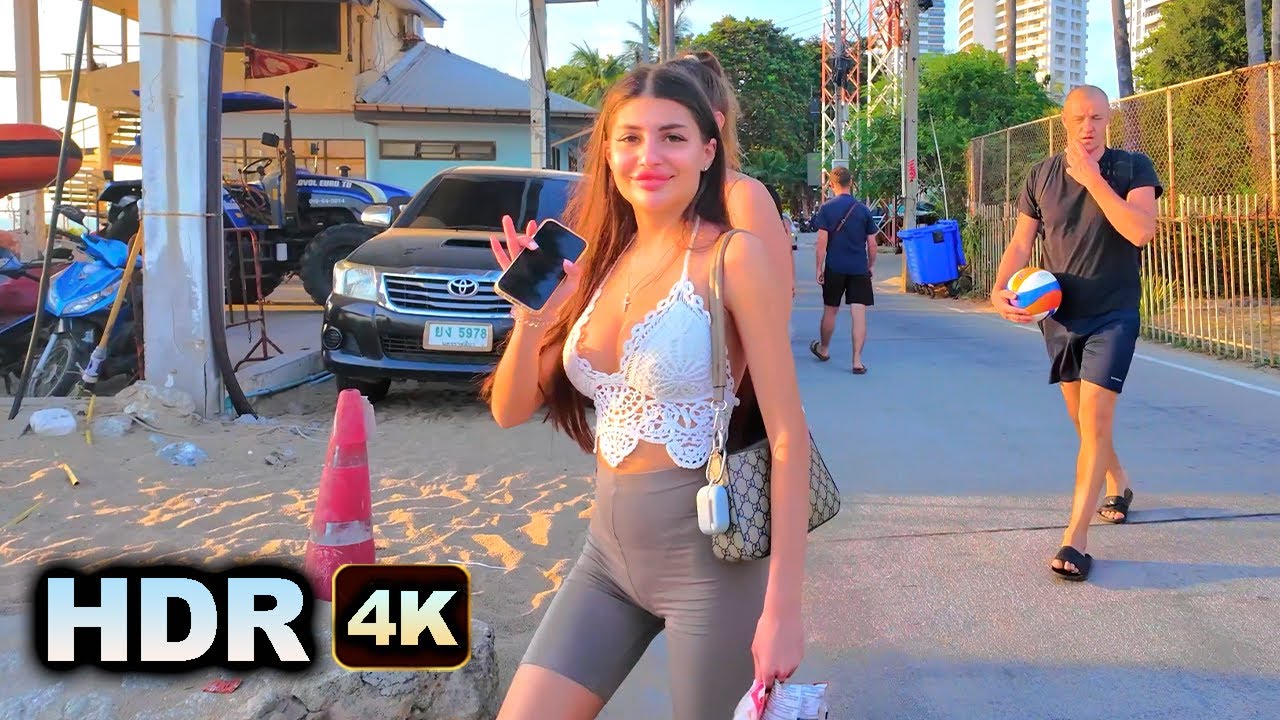 [ HDR 4K ]  Jomtien Beach  Pattaya Water Park at Sunset  -  Virtual Walking Thailand
