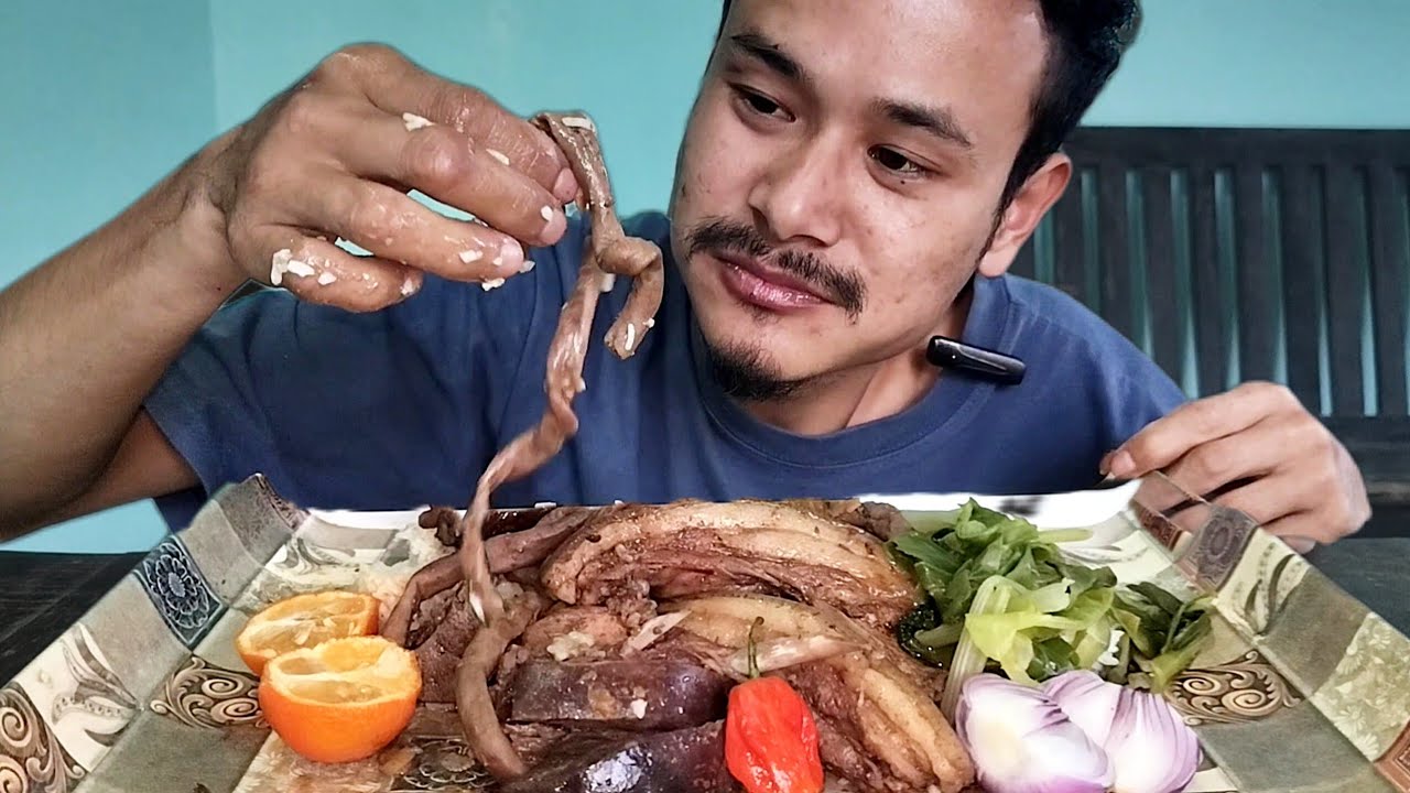 Mukbang with Local Pork : Tender Pork and Innards🤤🤤