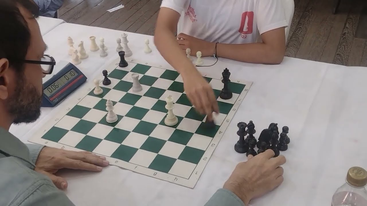 Ajedrez Universitario -- German Cardenas VS Daniela Jacome