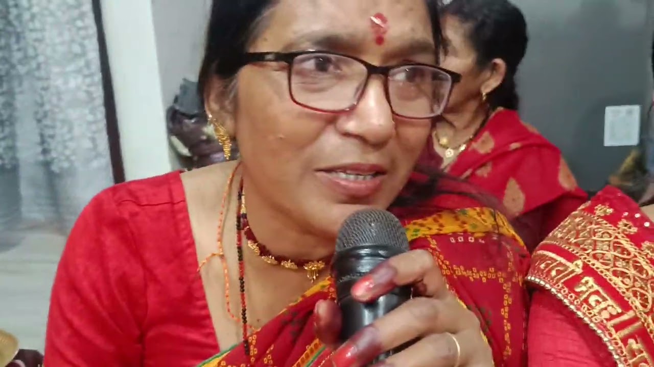 दूले की बुआ ने गाया बन्ने का गीत