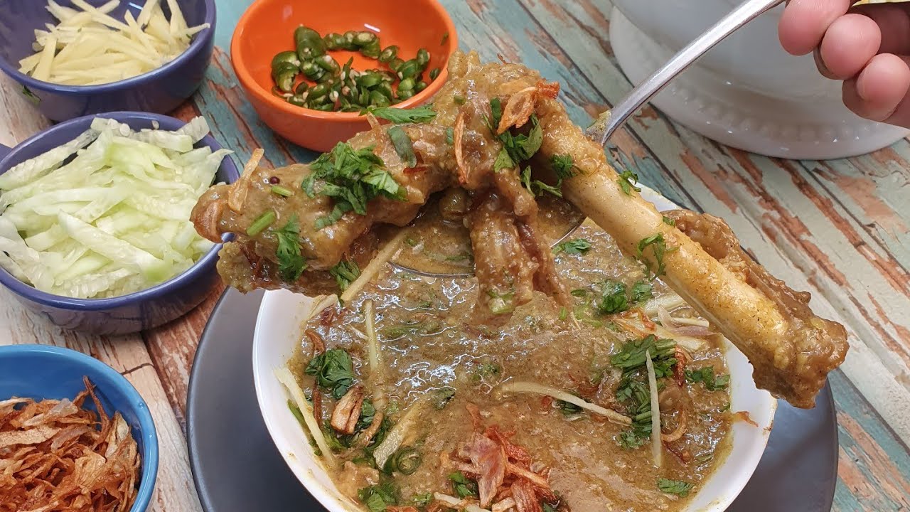 স্ট্রীট ফুড স্টাইলে খাসির পায়া হালিম রেসিপি রেসিপি। Yummy Mutton Paya Haleem