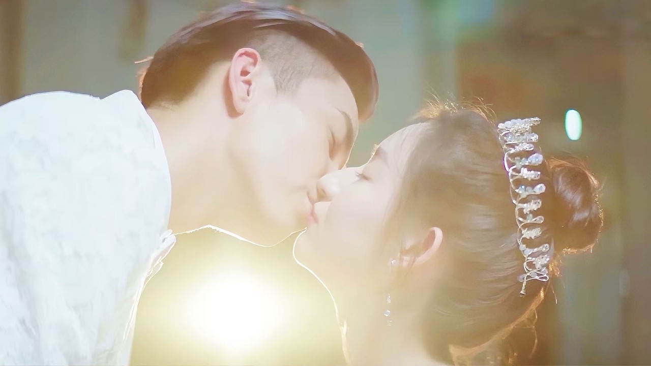 Молодая женщина и властный генеральный директор снова женятся — на этот раз по настоящей любви!