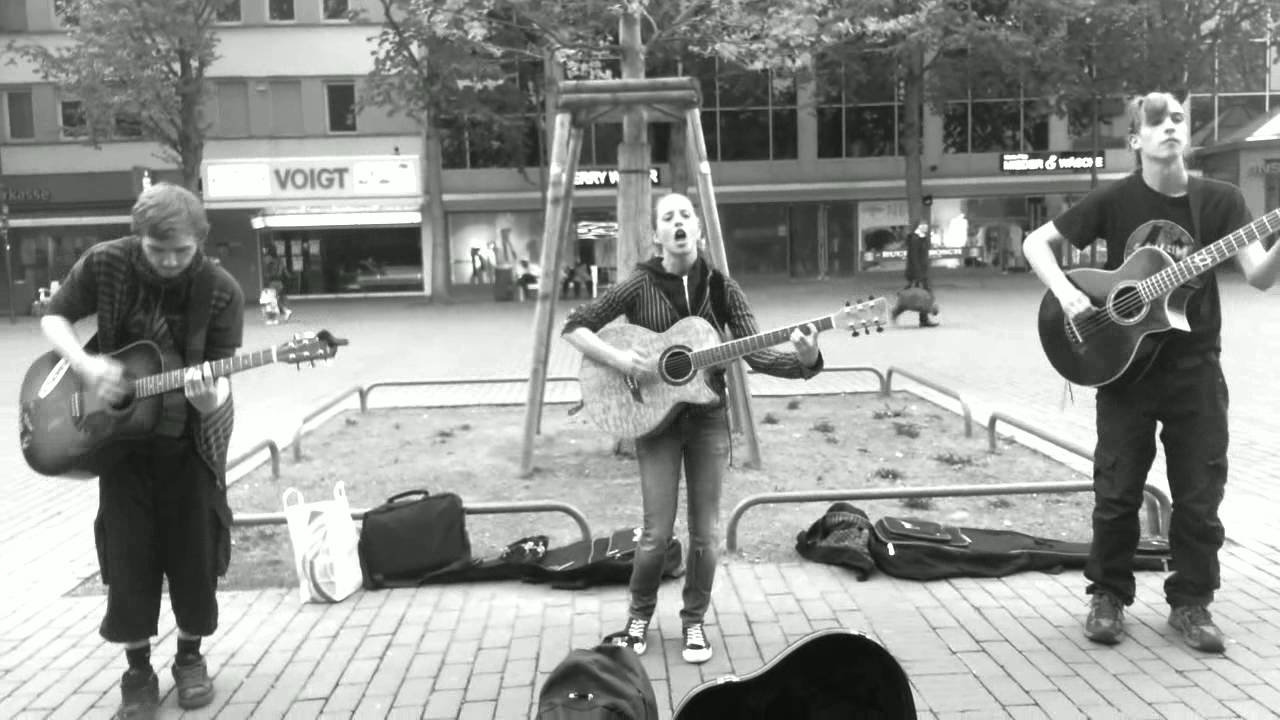 Cynthia Nickschas - positiv Denken Live @ Bad Go