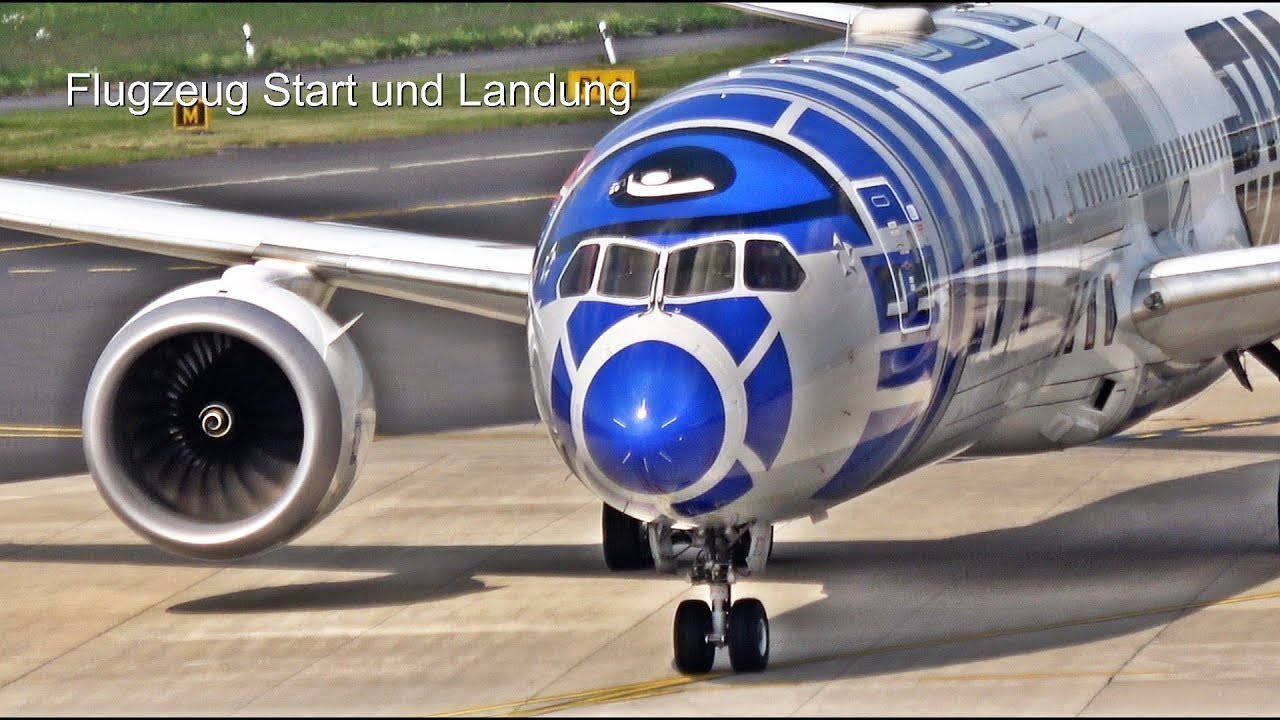 Flugzeug Start und Landung auf Flughafen Düsseldorf u.A mit Dreamliner