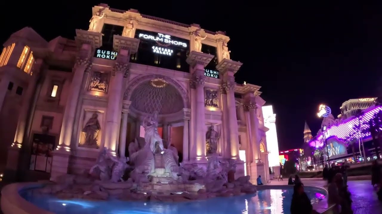 Las Vegas CHRISTMAS! Is the High Roller FUN?