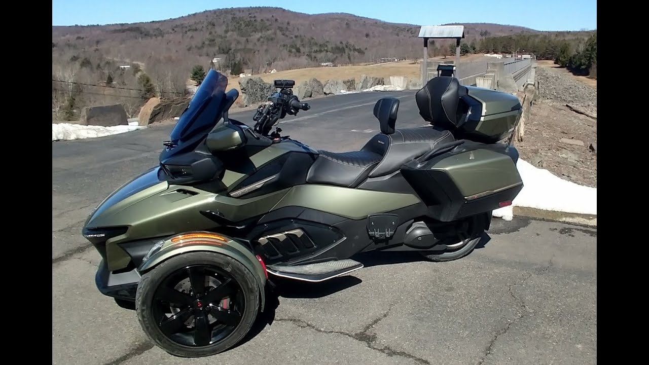 2021 Can Am Spyder Sea to Sky walk-around