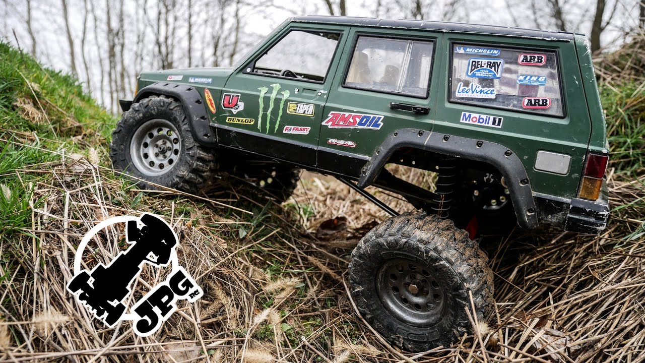 Axial SCX 10.2 Raw Builders Kit Jeep Cherokee in action