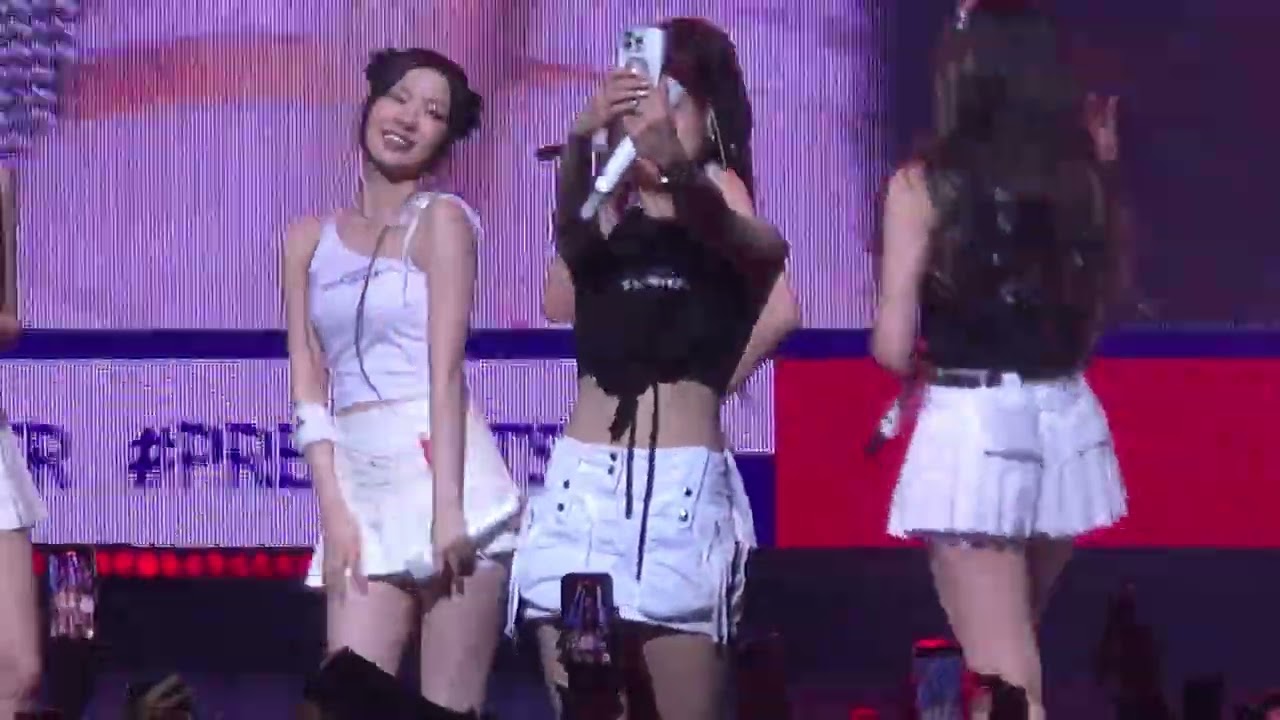 150624 babymonster see you there fanmeet 🇸🇬 encore batter up ( remix )