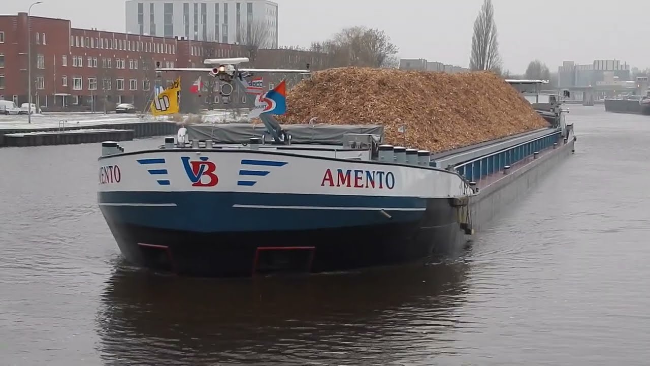 'AMENTO' Zit Propvol, Maar Zo Zie Je De Sluis Toch Niet?* - #3560NL
