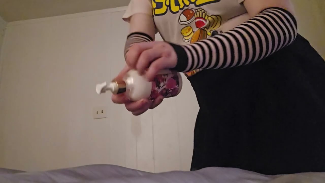 ASMR Tights Scratching & other sounds