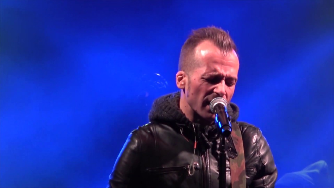 Tazenda - Madre Terra  (Live Villanovaforru)