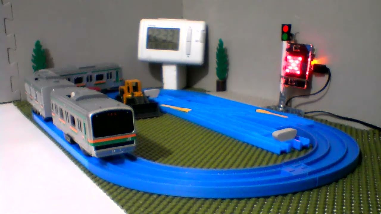 【自動運転】＜狭小レイアウトLIVE＞ クラシック音楽♪ ＆ JR東日本 湘南新宿ライン特別快速の車両 [260130]