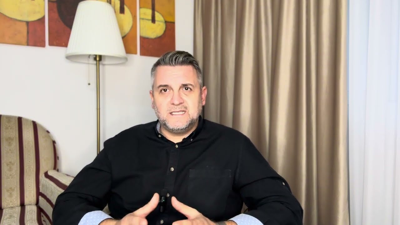 Psiholog Eduard Puiu - Complimentele, o componentă a comuncării asertive
