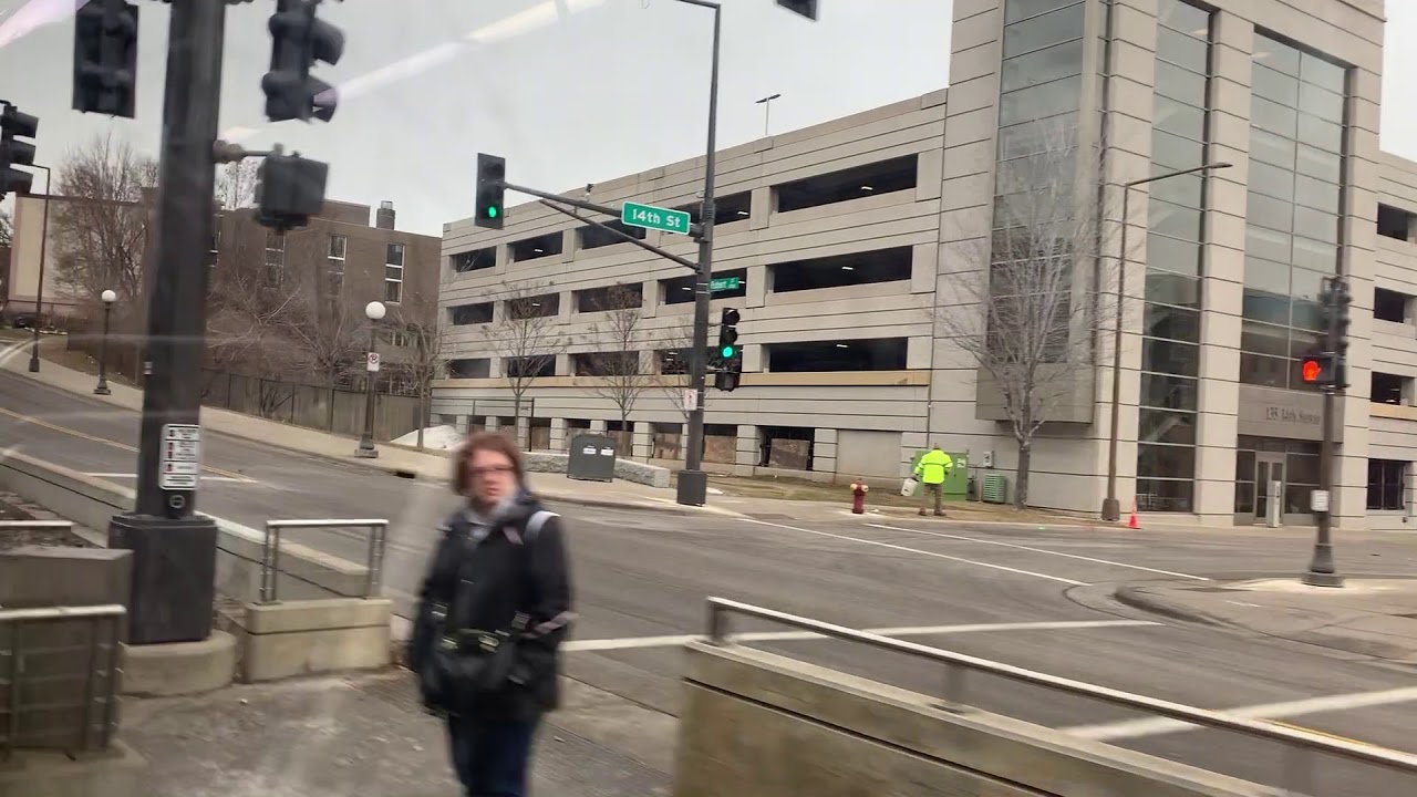 Ride Minneapolis Metro Green Light Rail Line from St Paul to Downtown Minneapolis