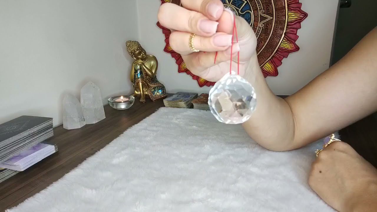 O que ele (a) quer de mim? Como devo agir com essa pessoa pessoa? TAROT 🔮✨