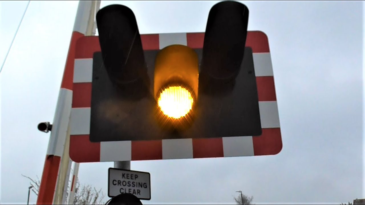 Mitcham Eastfields Level Crossing, Greater London
