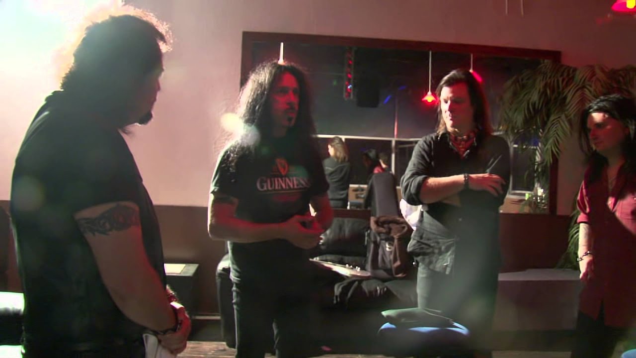 Quiet Riot: Well Now You're Here, There's No Way Back - Offical Trailer