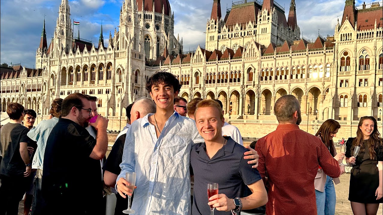 Budapest, Hungary - Exploring and Prosecco Cruise😁🥂