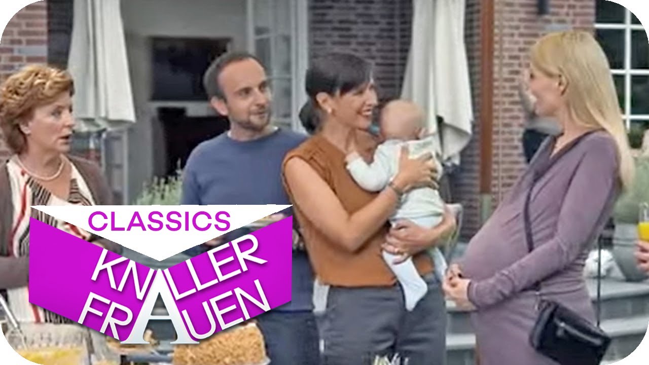 Familienfeier: Wann kommen die Kinder? | Knallerfrauen mit Martina Hill
